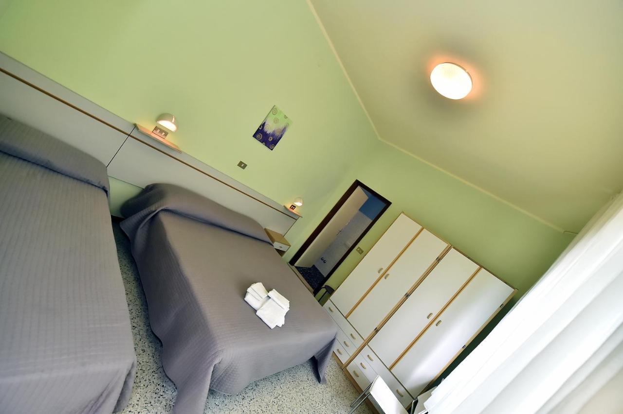 Hotel Doria Bellaria-Igea Marina Buitenkant foto