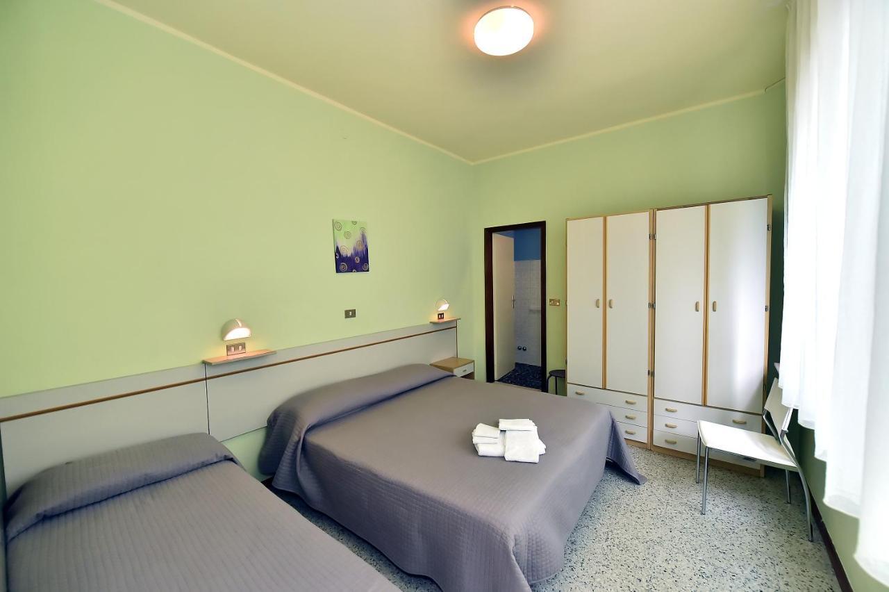 Hotel Doria Bellaria-Igea Marina Buitenkant foto